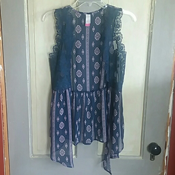 No Boundaries Jackets & Blazers - No Boundaries Sheer Open Aztec Vest